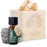 ALPEN HERZ Zirbenwürfel Set - Zirbenöl 10 ml naturrein aus Österreich - Zirbenholz Würfel Duftspender Zirben Duft Holz zur Deko Zirbe Diffuser Geschenke Zirbelkiefer Zirbenlüfter Zirbenset (Baummotiv)